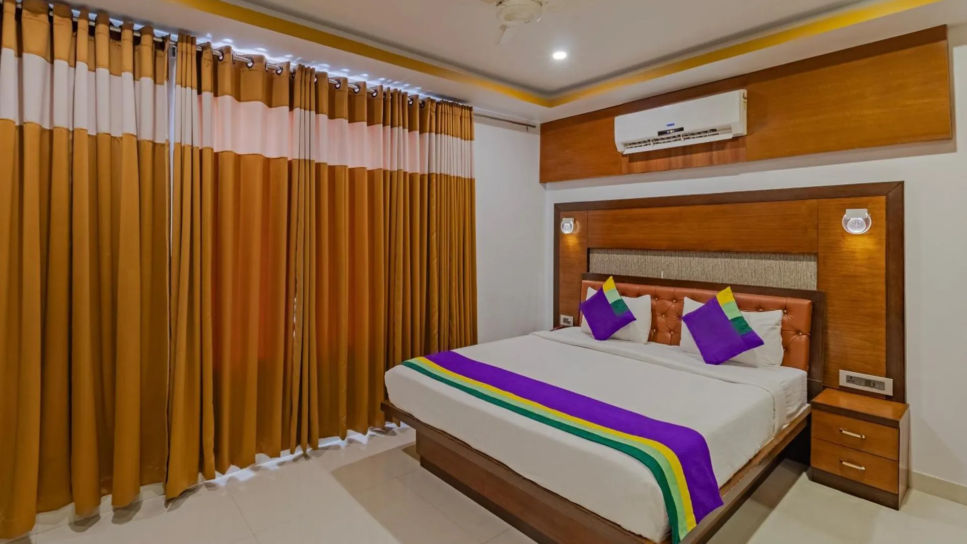 Treebo Premium Palmyra Milford, 2 Km From Alleppey Beach アーラップーザ県